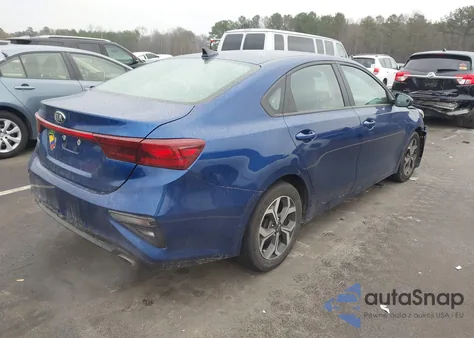 2021 Kia Forte Lxs из США, поврежденный, VIN 3KPF24AD8ME361373